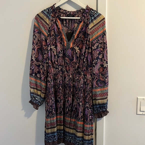 Current air dress - Picture 1 of 6